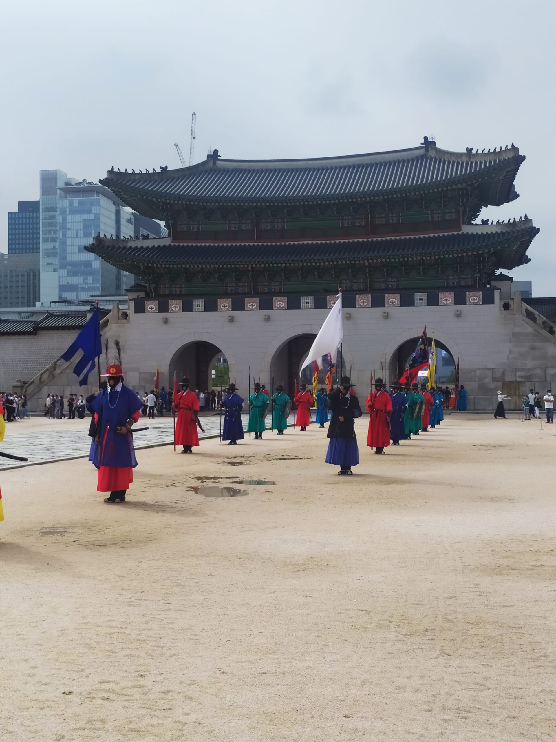 gyeongbok palace changing guard