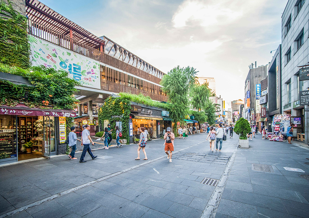 Insa-dong Street 2