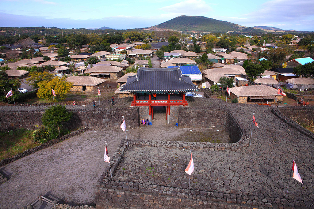 Jeju Seongeup Folk Village