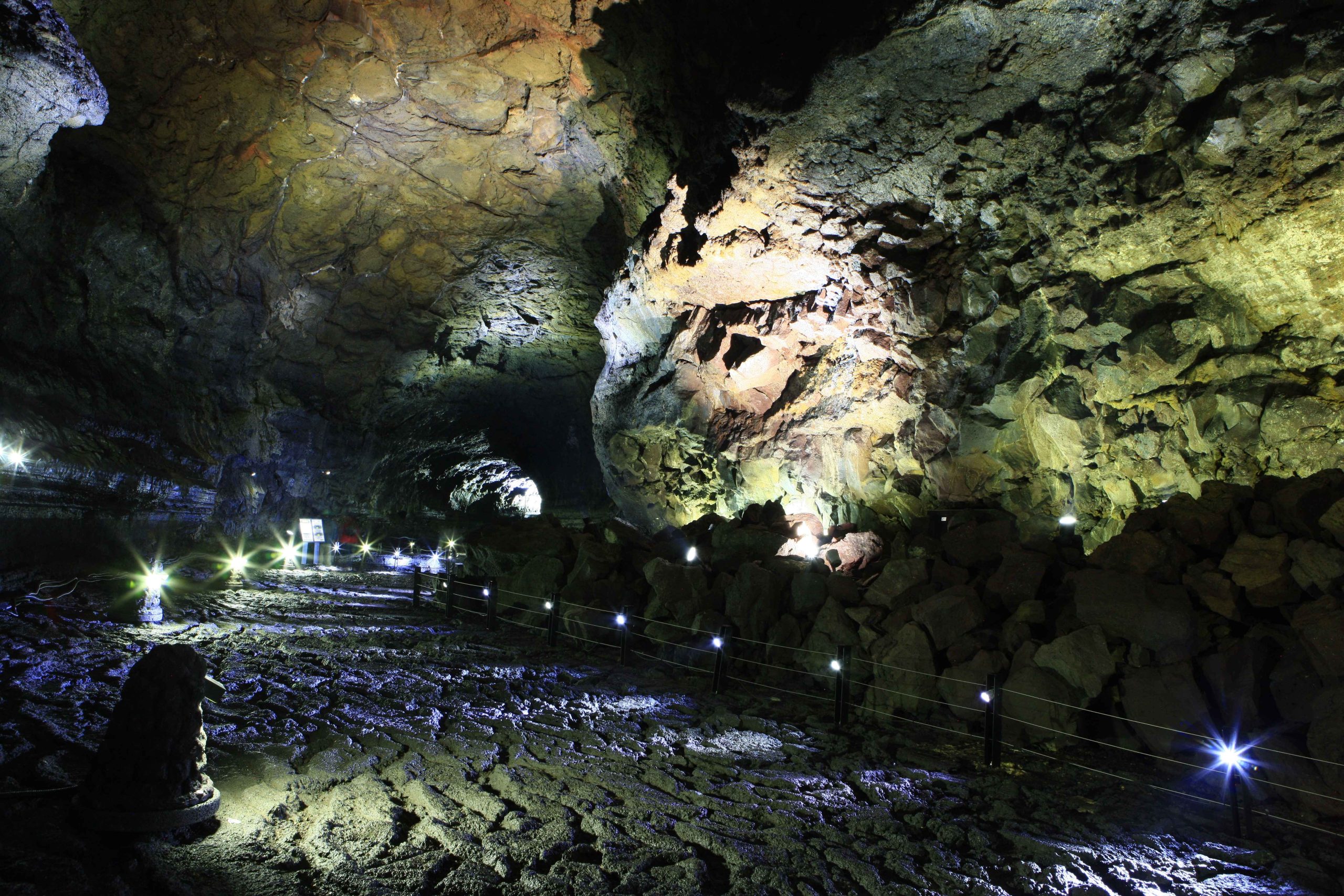 Manjanggul Cave 