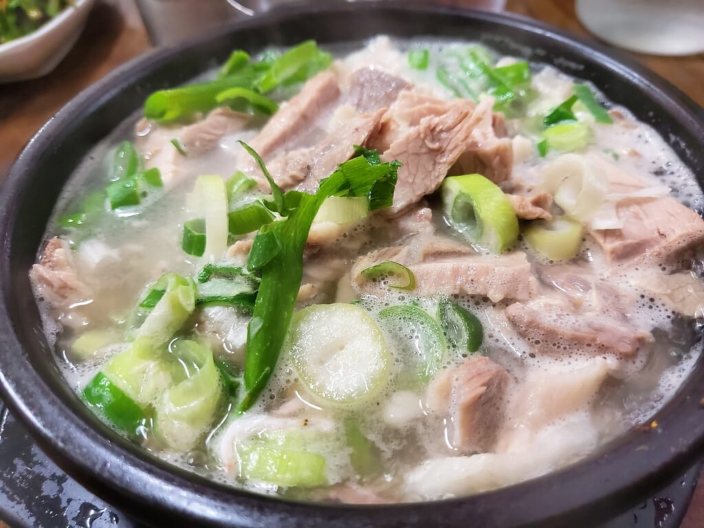 Dwaeji-gukbap