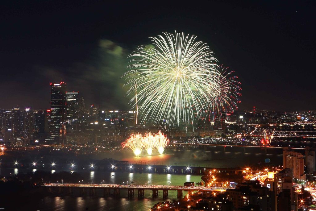 A Guide to the Seoul International Fireworks Festival